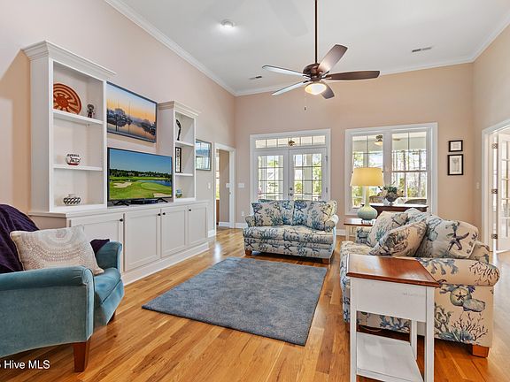 5th image of 2824 Pine Forest Drive