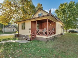 403 1st St NW, Melrose, MN 56352