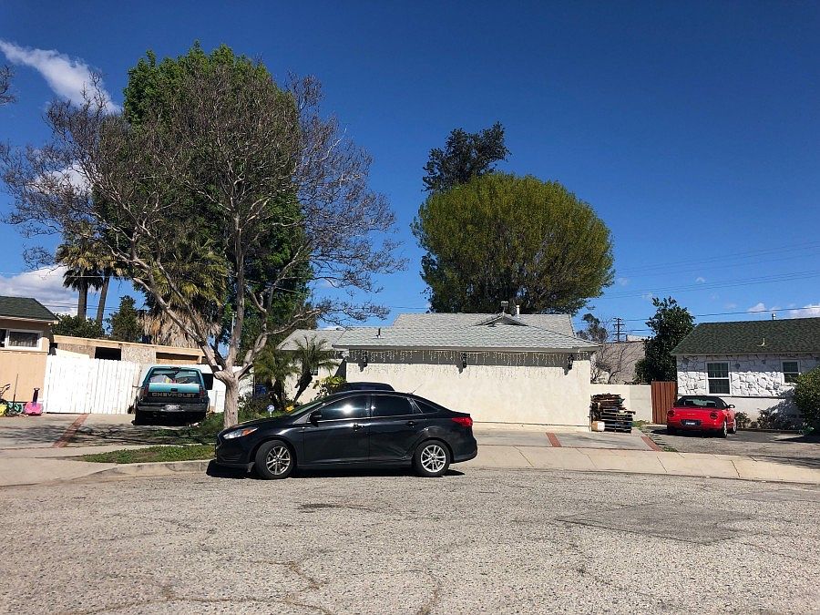 1st image of 14637 Mumford St