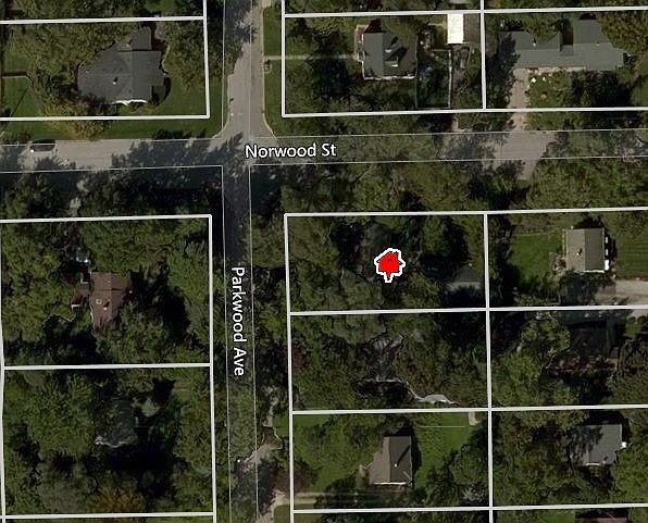 1st image of 2807 Parkwood Ave