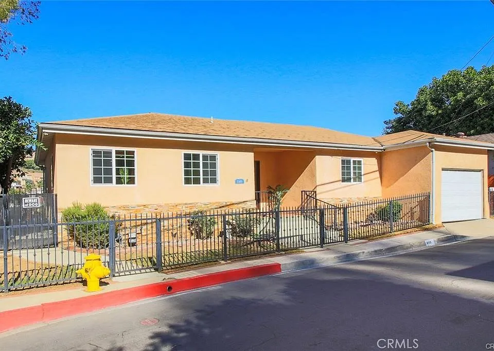 849 Mira Valle St