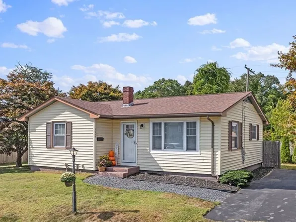 1047 Bowles St, New Bedford, MA 02745