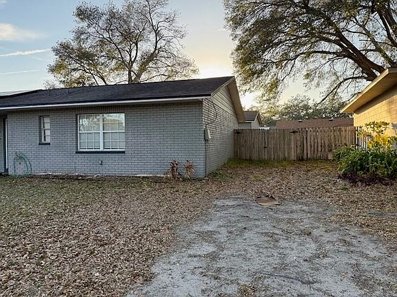2nd image of 4906 Presidential St