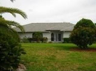 1842 NE Crabtree Ln, Jensen Beach, FL 34957