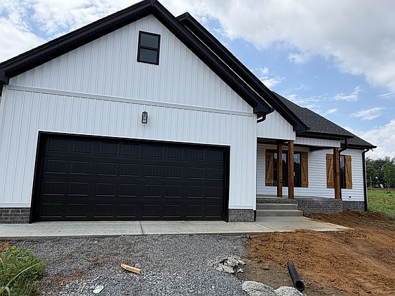 2nd image of 1289 Vickie Ln Lot 35