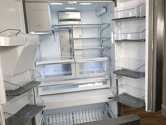 5th image of 836 2nd St Floor 1
