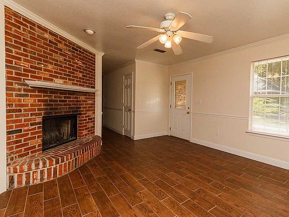 Den/Family/Great Room