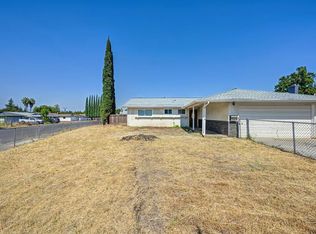 4801 Willowbrook Dr, Sacramento, CA 95842