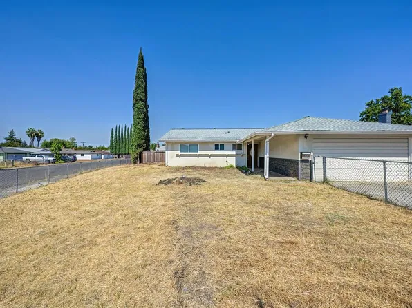 4801 Willowbrook Dr, Sacramento, CA 95842