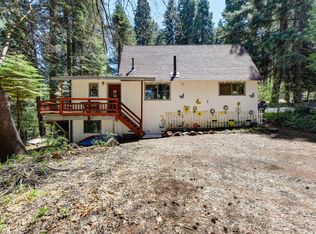 7040 Stacy Ln, Pollock Pines, CA 95726