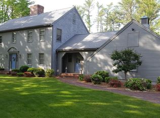 31 Hiller Rd, Rochester, MA 02770