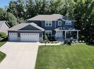 161 Ridgeview Dr, Valparaiso, IN 46385