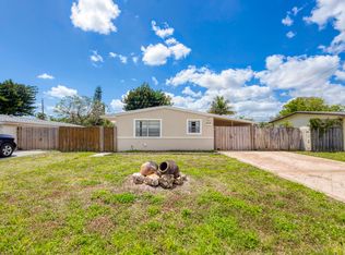 6160 SW 2nd St, Margate, FL 33068