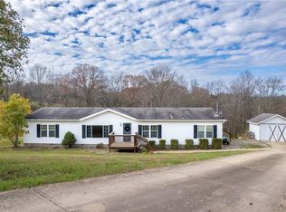 211 Odell Ln, Parkersburg, WV 26104
