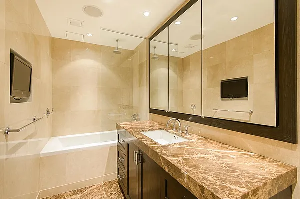 Rented by Corcoran | media 27