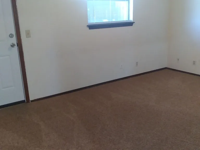 1001 N Wyandotte Ave #A — Photo 6