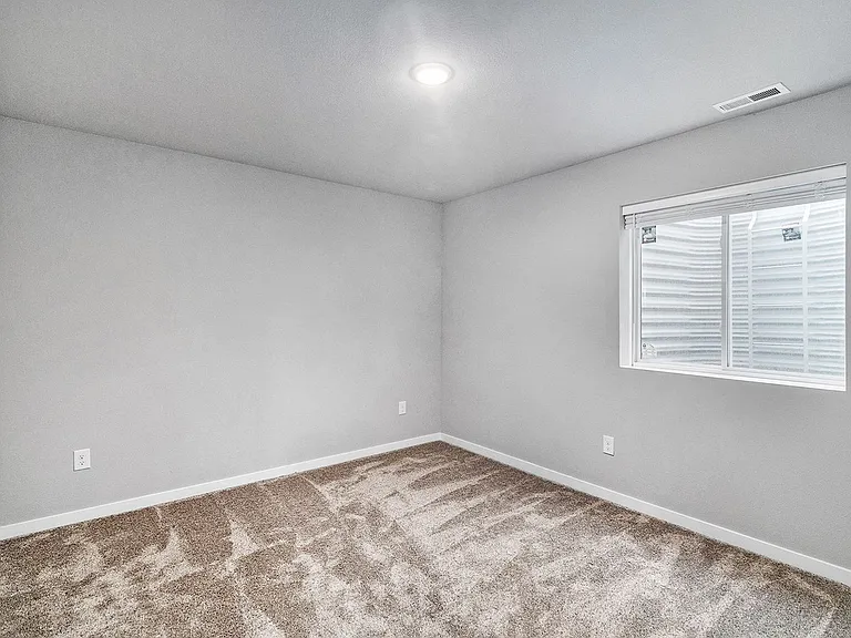 17545 Beechwood Ln — Photo 22