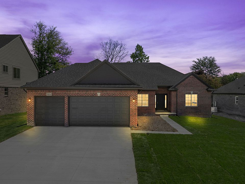 1st image of 50314 Oakbrooke Dr