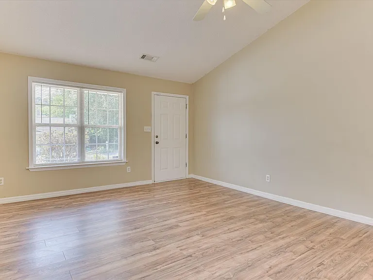 118 Charleston Row Blvd — Photo 4