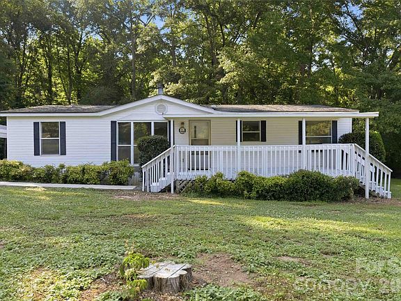 2nd image of 305 Southfork Meadows Rd