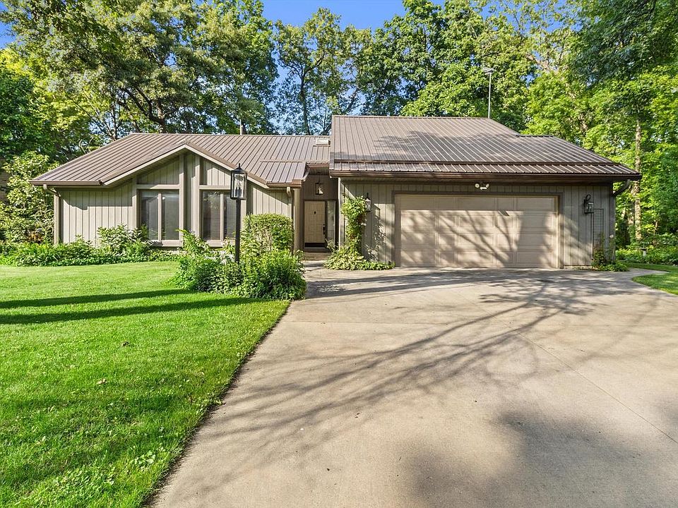 1st image of 4206 Fox Hills DRIVE
