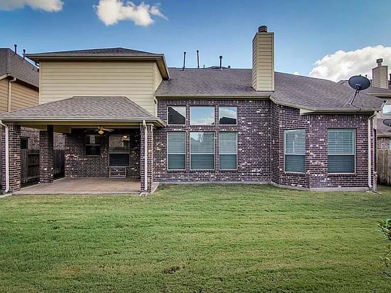 10207 White Pines Dr — Photo 32