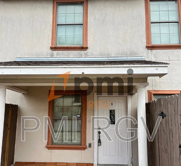 205 Baltic Ave #UNITC — Photo 1