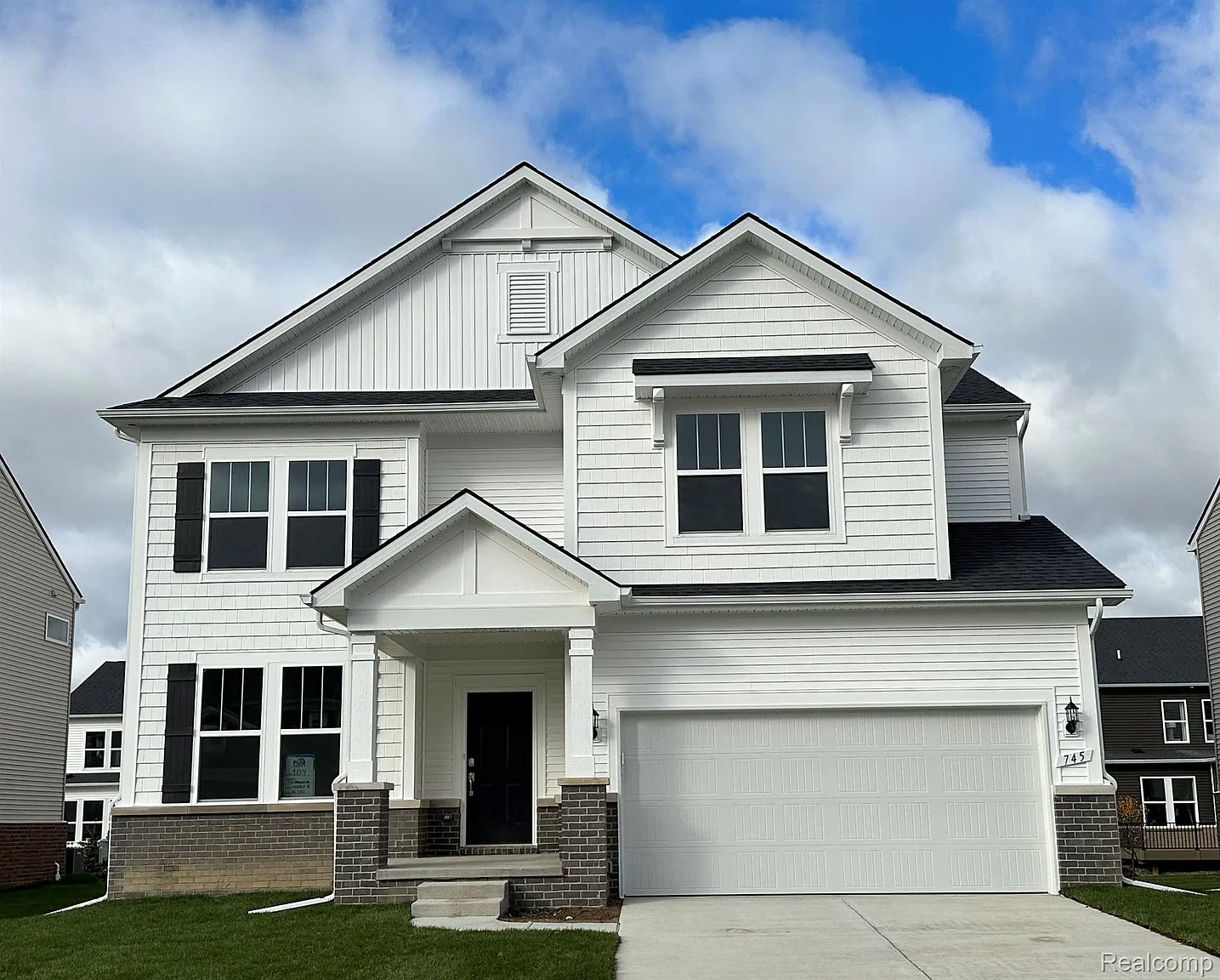 837 Kuss Dr photo 1