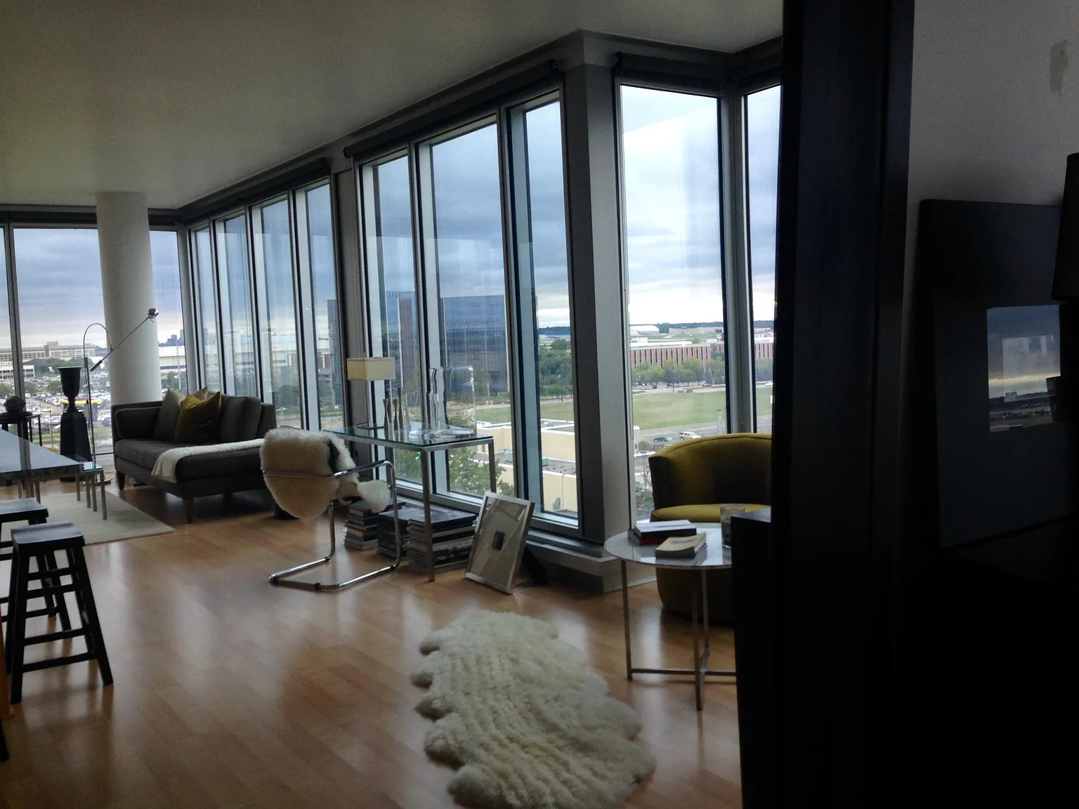 1 bed, 1000 sqft, $1,850 — Photo 4