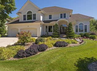 6711 Pointe Lake Lucy, Chanhassen, MN 55317