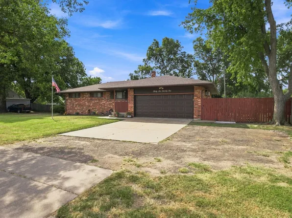 4621 W 13th St N, Wichita, KS 67212