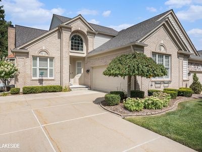 1529 Millecoquins Ct, Rochester, MI, 48307