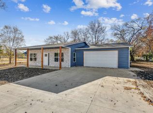1005 Custer Ln, Augusta, KS 67010