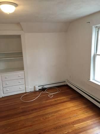 2nd image of 25 Chapel St