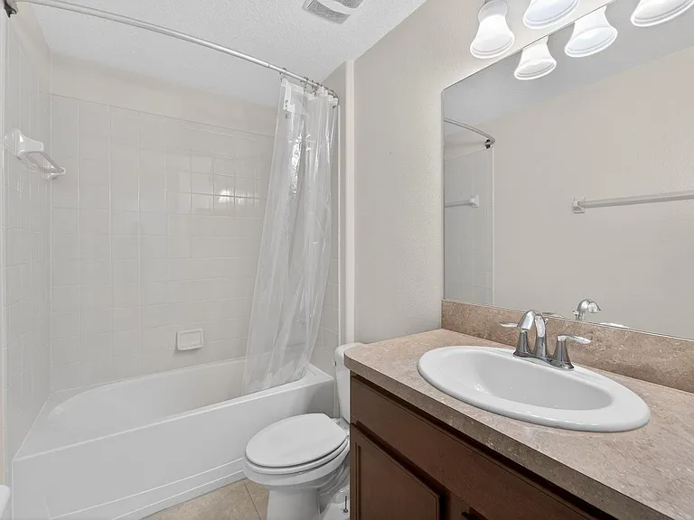 13128 Royal Pines Ave — Photo 32