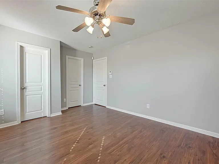 3508 Garrow St — Photo 10