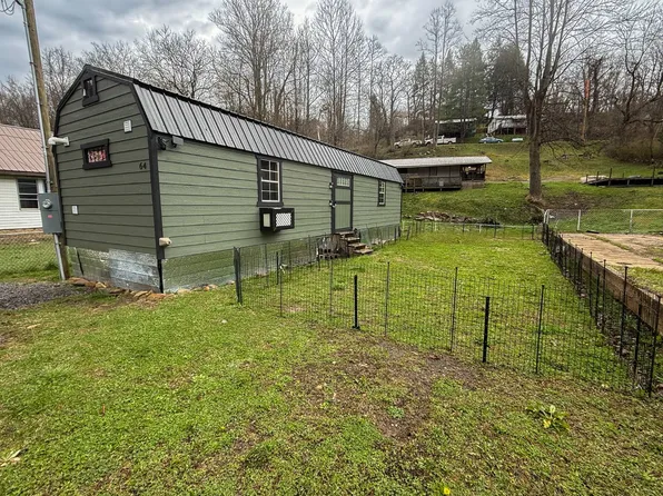 64 Back Fork St, Webster Springs, WV 26288