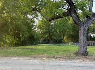 533 E Edmonson St, Athens, TX 75751