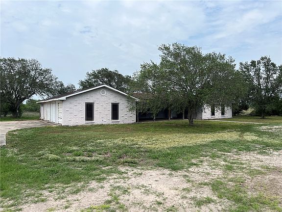 2nd image of 785 S County Road 305