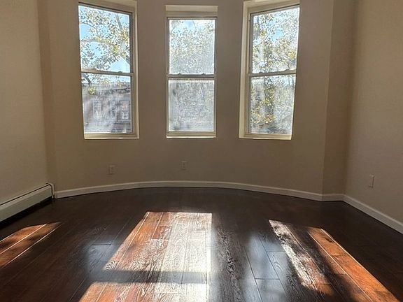 4th image of 677 Georgia Ave Floor 2