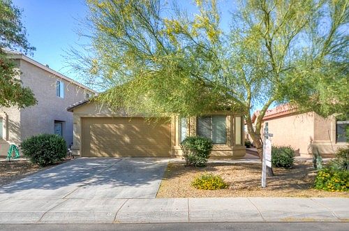 3rd image of 40020 W Hayden Dr