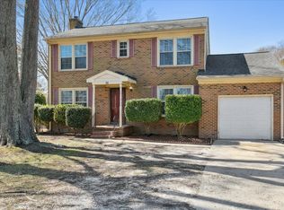 33 Perth Ct, Hampton, VA 23669
