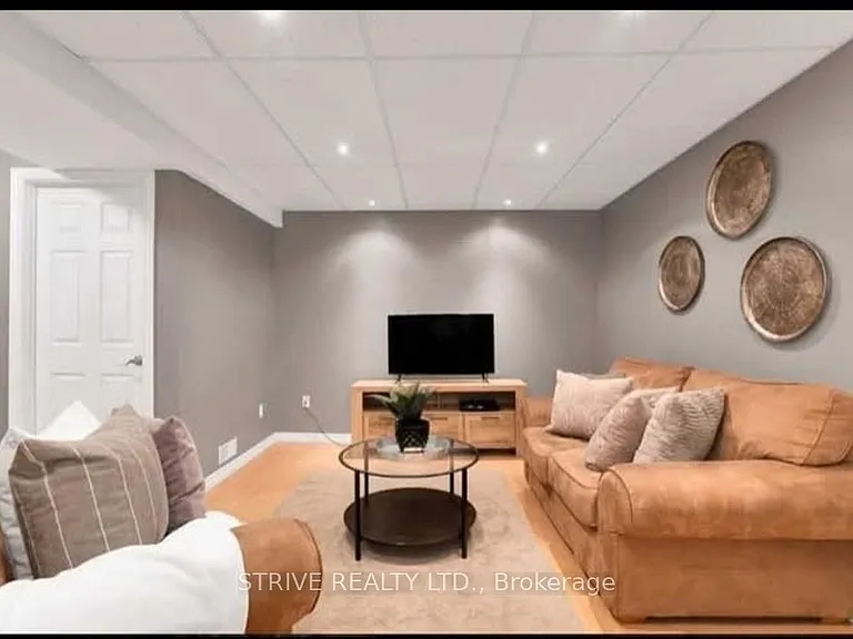 41 Mallory St — Photo 8