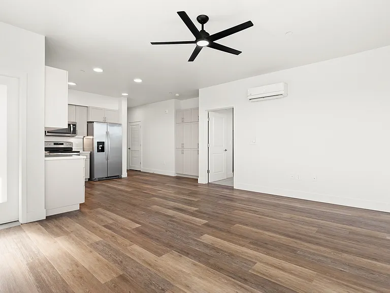 Vista Floor Plan (Corner Units/ 2 Bedroom) Photo of Living Space