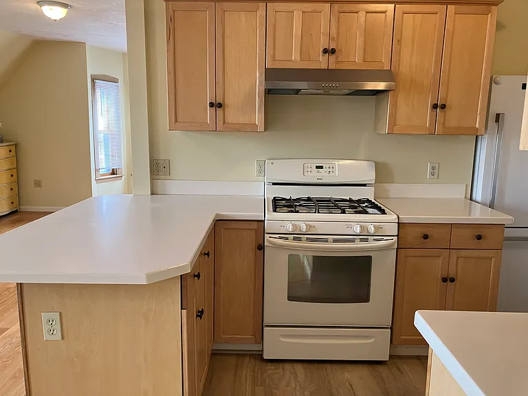 23 Herbert St #2 — Photo 3