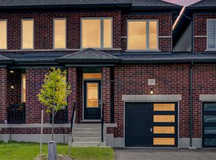 28 Autumn Dr, Wasaga Beach, ON L9Z0K7