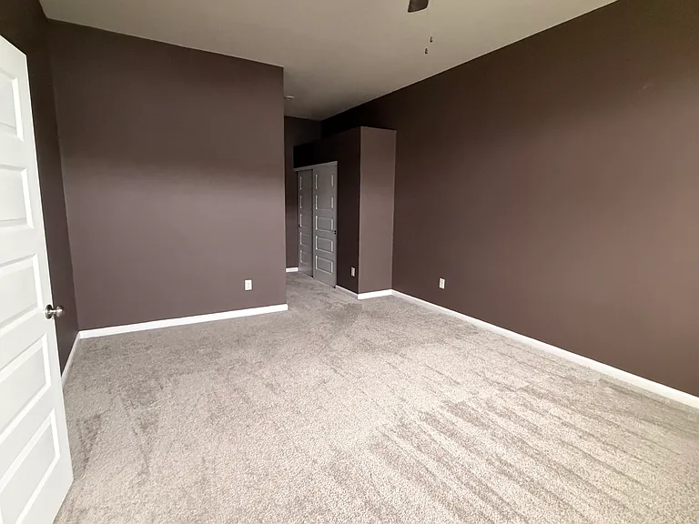 24 Pebble Brook Pl — Photo 8