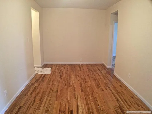 Rented by Sovereign Associates | media 25