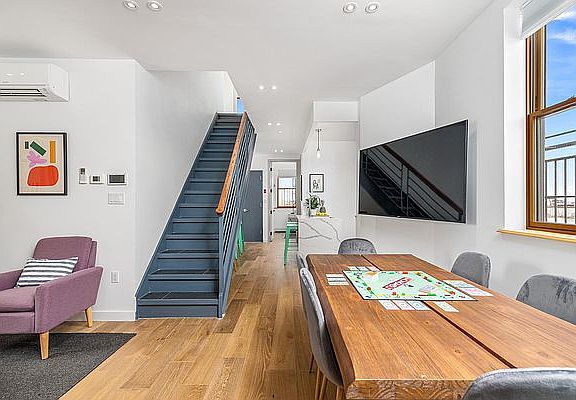 2nd image of 635 Sterling Pl #4F