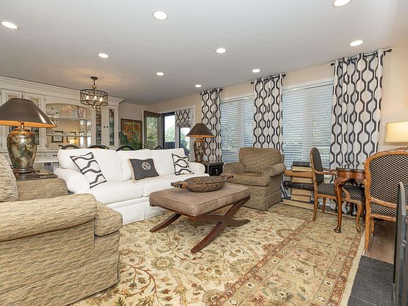 5th image of 172 Hartin Dr #13-A